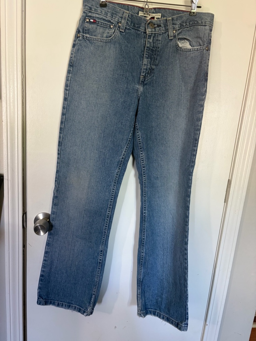 Tommy Hilfiger Women's 8R Medium Blue Straight-Leg Jeans Tote1